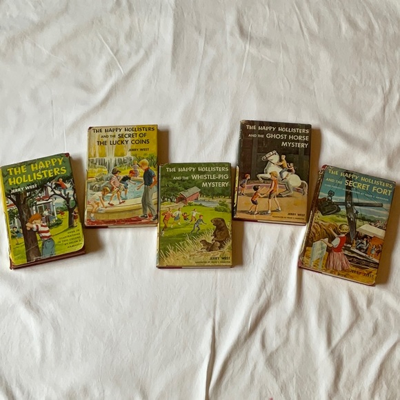 Set of 5 “Happy Hollister” books - Picture 1 of 7